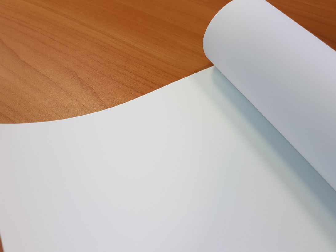 Немелованная бумага 150 гр для печати плакатов